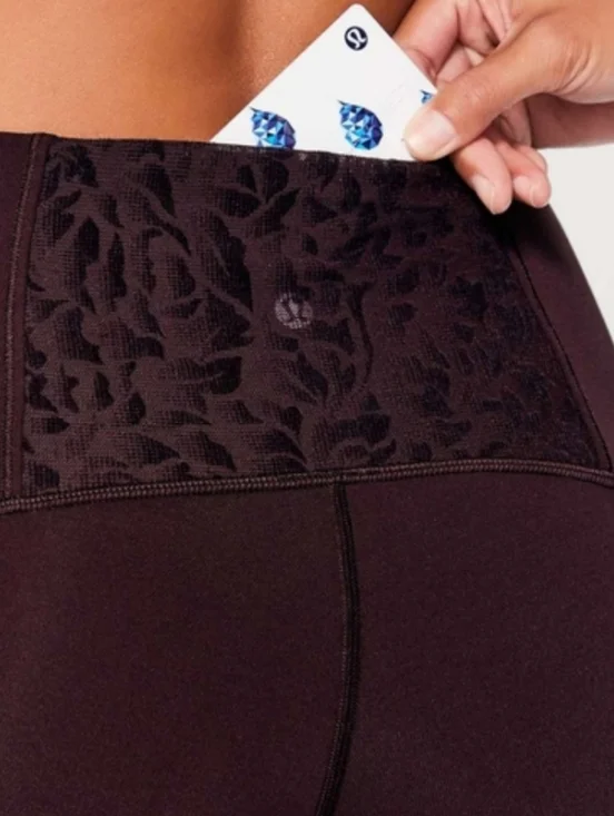 Lululemon Meant to Move High-Rise Tight 25" - Size 4 - Black Cherry - Picture 12 of 12